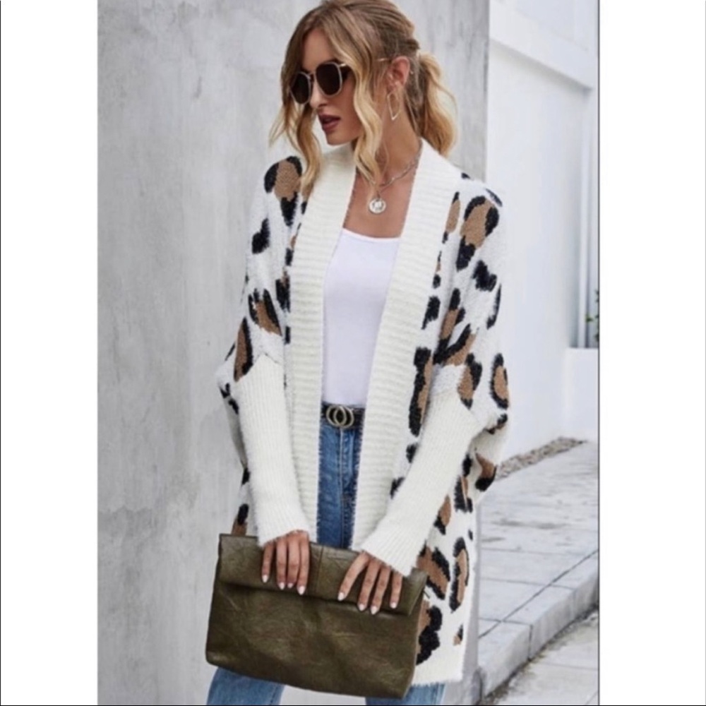 Leopard Print Open Front Cardigan Dolman Sleeves and Relaxed Bodice - Picture 5 of 8